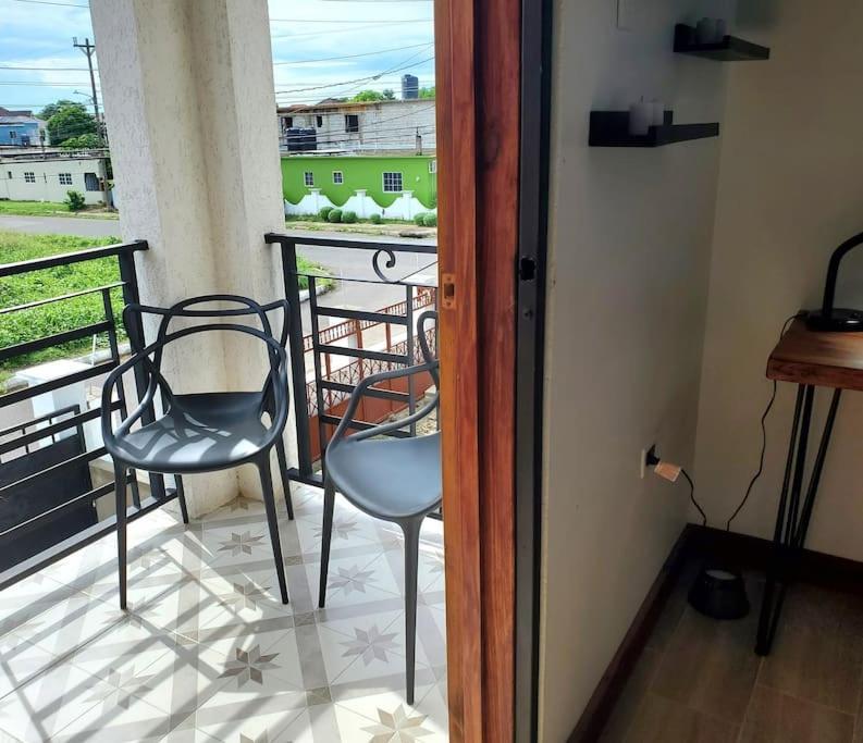 'The Solace' New Luxury Modern 1Bed 1Bath Apt. Portmore Dış mekan fotoğraf