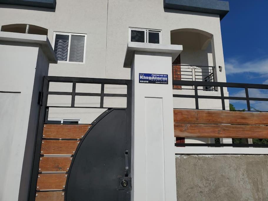 'The Solace' New Luxury Modern 1Bed 1Bath Apt. Portmore Dış mekan fotoğraf